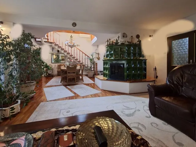 Eladó ház Debrecen, Kertváros 260 nm