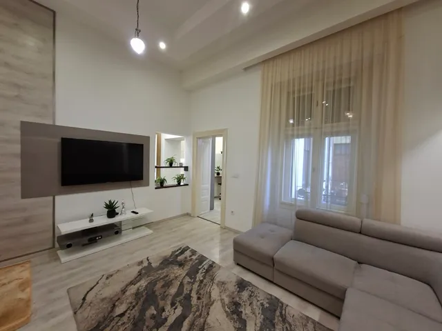 Eladó lakás Debrecen, Belváros, Bajcsy- Zsilinszky 56 nm