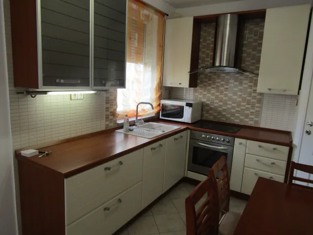 Kiadó lakás Debrecen, Széchenyikert 46 nm