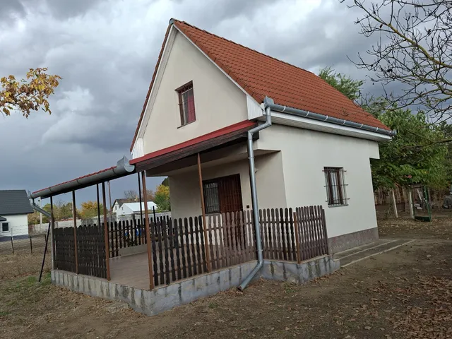 Eladó ház Debrecen, Bellegelőkert 40 nm