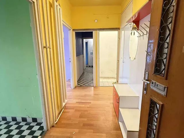 Eladó lakás Pécs, Uránváros 61 nm