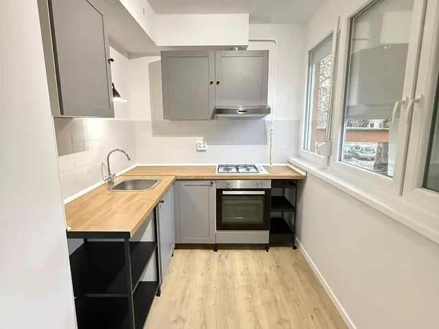 Eladó lakás Pécs, Kertváros, Nagy Imre utca 59 nm