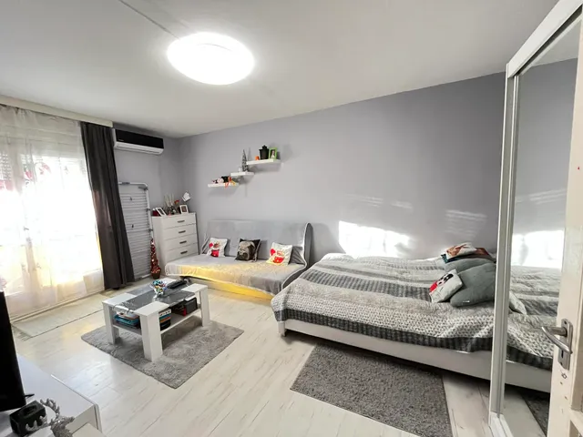 Eladó lakás Pécs, Kertváros, varsány 47 nm