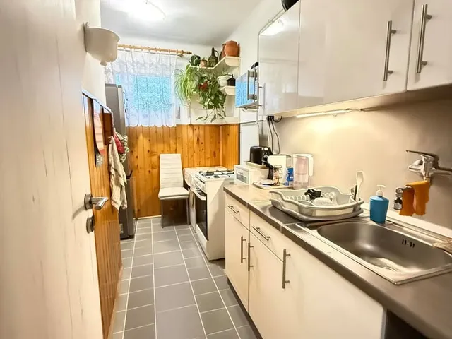 Eladó lakás Pécs, Uránváros, Berze Nagy János utca 37 nm