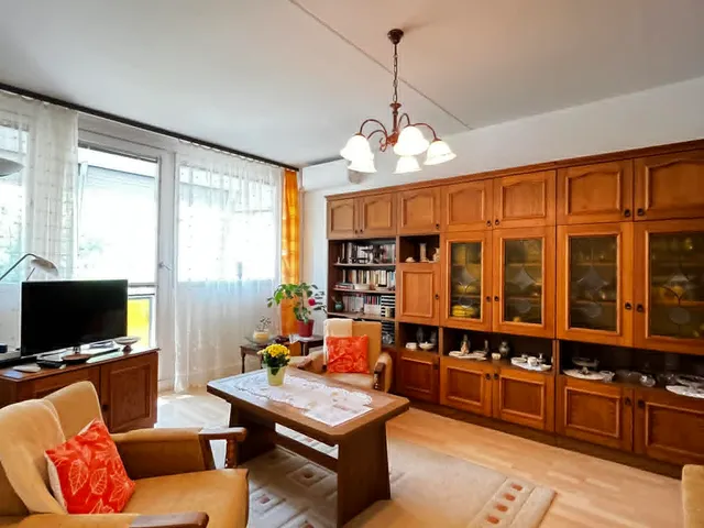 Eladó lakás Pécs, Kertváros, Aidinger 67 nm