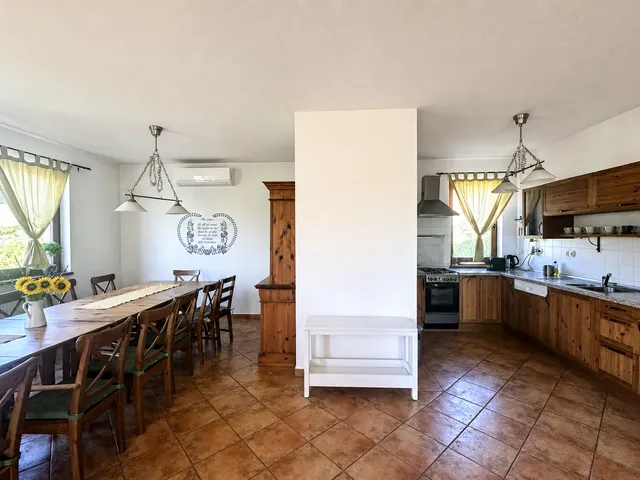 Eladó ház Hollókő 265 nm