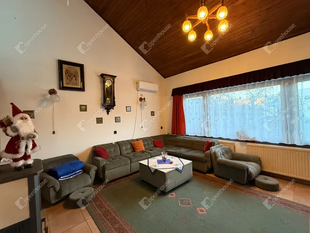 Eladó ház Szigetszentmiklós 210 nm