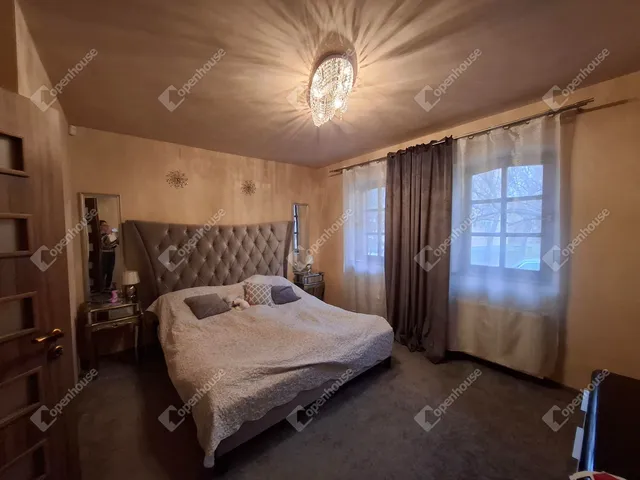 Eladó ház Budapest XX. kerület, Gubacsipuszta 260 nm