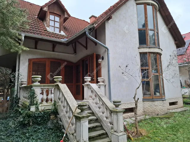 Eladó ház Budapest XX. kerület, Gubacsipuszta 260 nm