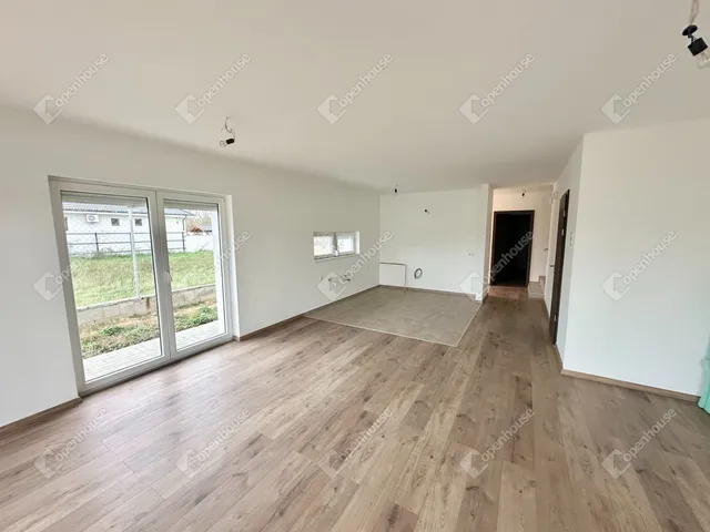 Eladó ház Budapest XVI. kerület, Árpádföld 127 nm