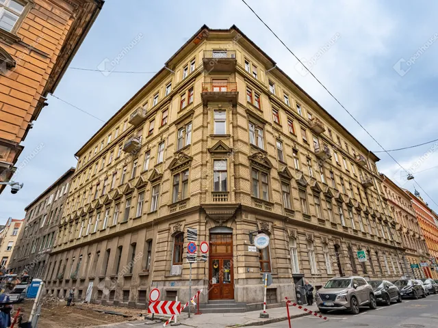 Eladó lakás Budapest VI. kerület 26 nm