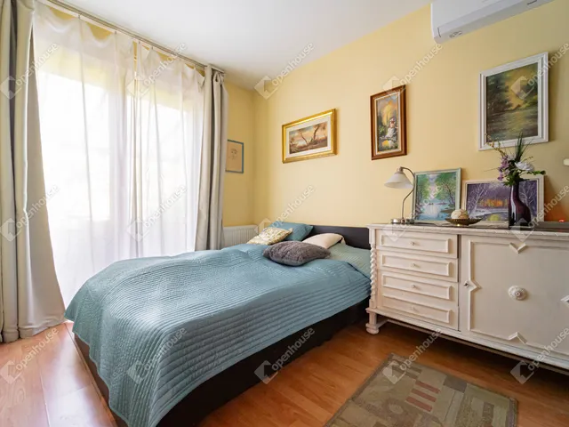 Eladó lakás Budapest III. kerület, Mocsárosdűlő 140 nm