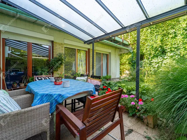 Eladó lakás Budapest III. kerület, Mocsárosdűlő 140 nm