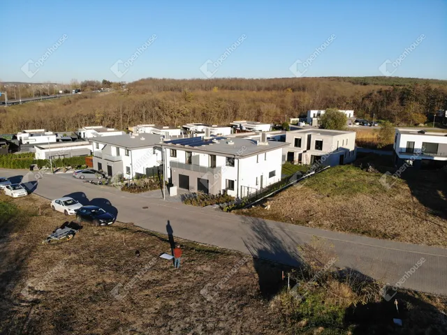 Eladó ház Mogyoród 146 nm