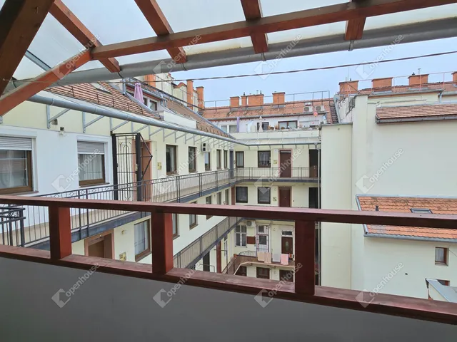 Eladó lakás Budapest VI. kerület 159 nm