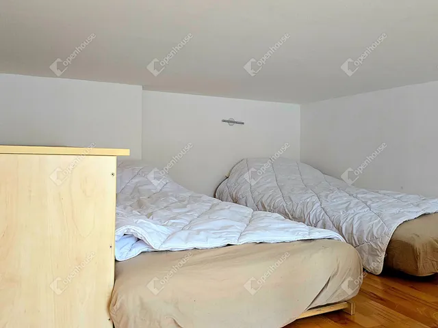 Eladó lakás Budapest VI. kerület 159 nm