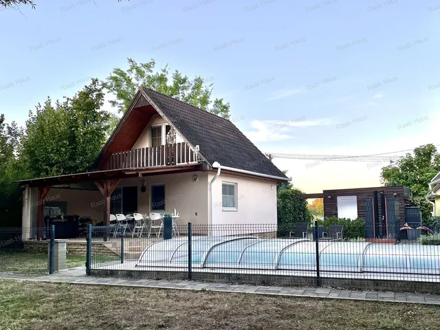 Eladó nyaraló Győr, Gyirmót 50 nm