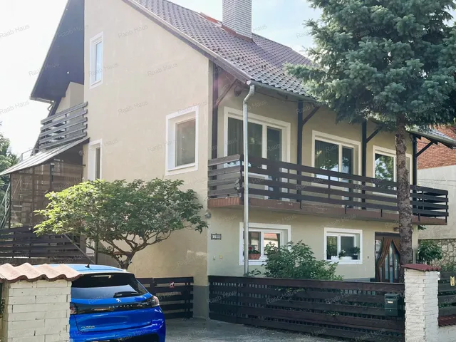Eladó ház Győr, Győrszentiván 186 nm