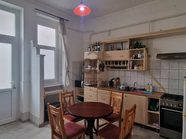 Eladó lakás Budapest VIII. kerület 69 nm