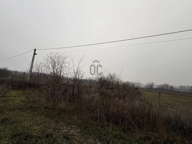 Eladó telek Felcsút 979 nm