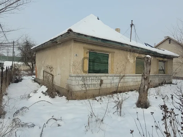 Eladó telek Érd, Újtelep 100 nm