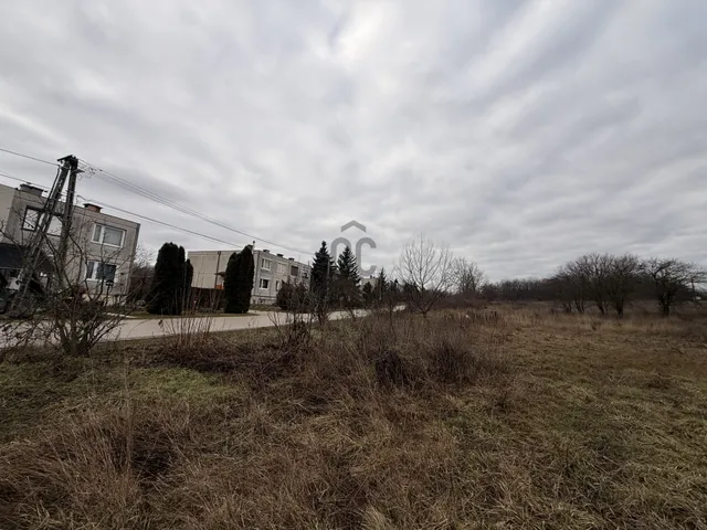 Eladó telek Vértesacsa 4131 nm