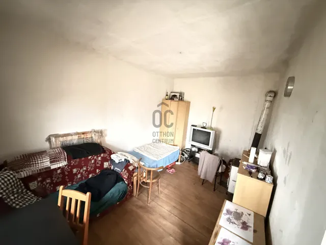 Eladó telek Bicske 1421 nm