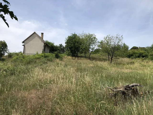 Eladó telek Sukoró 1811 nm