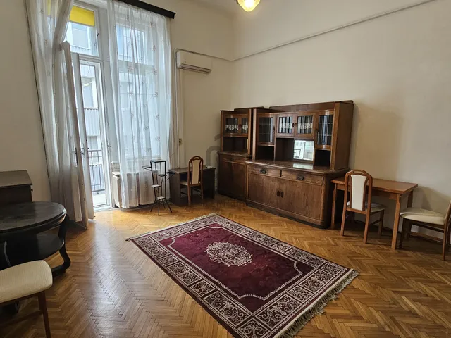 Eladó lakás Budapest VI. kerület 59 nm