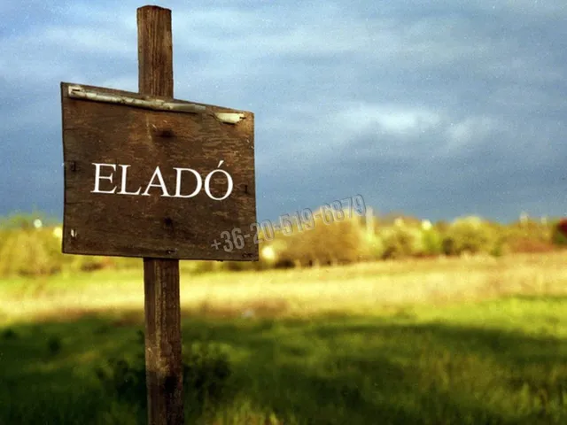Eladó telek Paks, Gyapa 20000 nm