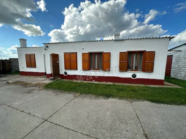 Eladó ház Újsolt 180 nm