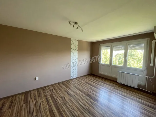 Kiadó lakás Paks, Lakótelep 52 nm