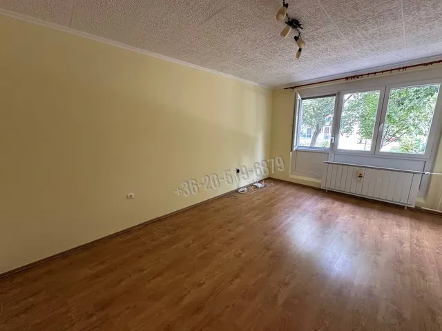 Kiadó lakás Paks, Lakótelep, Gesztenyés utca 48 nm