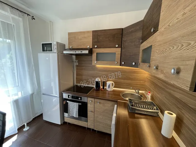 Kiadó lakás Paks, Lakótelep, Szedres utca 48 nm