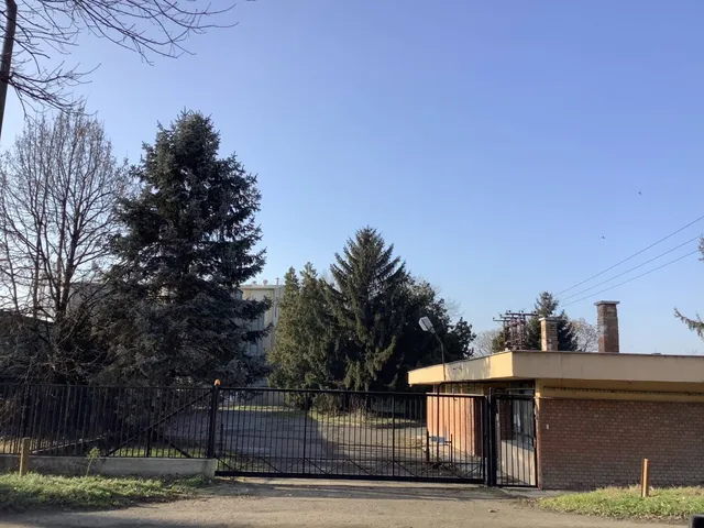 Eladó kereskedelmi és ipari ingatlan Gyula 2641 nm