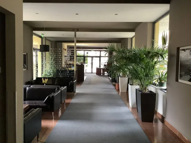 Kiadó kereskedelmi és ipari ingatlan Békéscsaba 16 nm