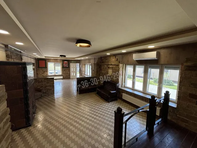 Eladó kereskedelmi és ipari ingatlan Békéscsaba 287 nm