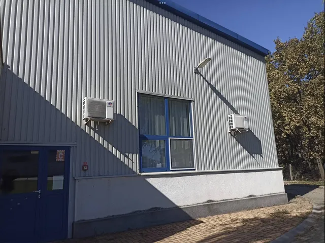 Kiadó kereskedelmi és ipari ingatlan Békéscsaba 858 nm