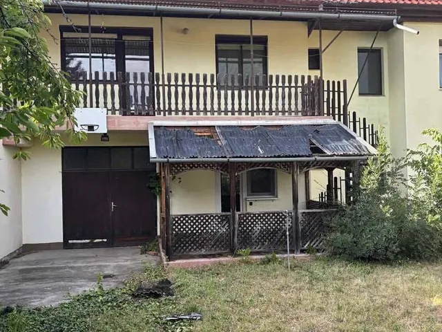 Eladó ház Békéscsaba, Tomori utca 246 nm