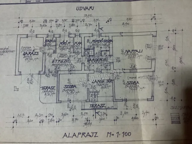 Eladó ház Békéscsaba, Áchim L. András utca 150 nm