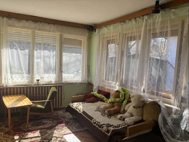 Eladó ház Békéscsaba, Áchim L. András utca 150 nm