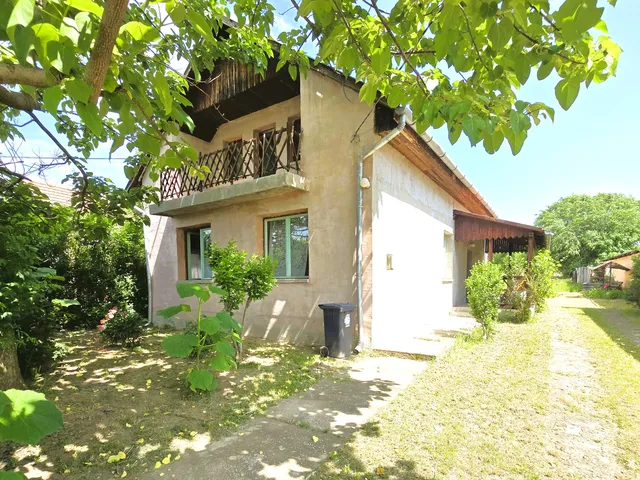 Eladó ház Kóka 180 nm