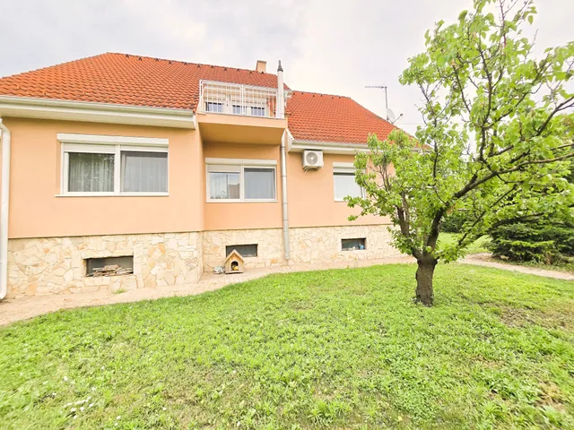 Eladó ház Dunavarsány 247 nm