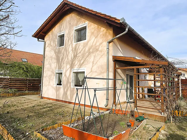 Eladó ház Szigetszentmiklós, Bucka 95 nm