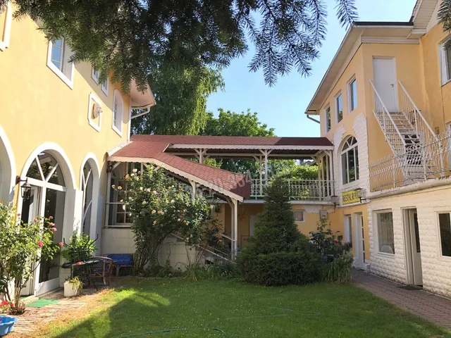 Eladó kereskedelmi és ipari ingatlan Budapest XVI. kerület, Rákosszentmihály 1080 nm
