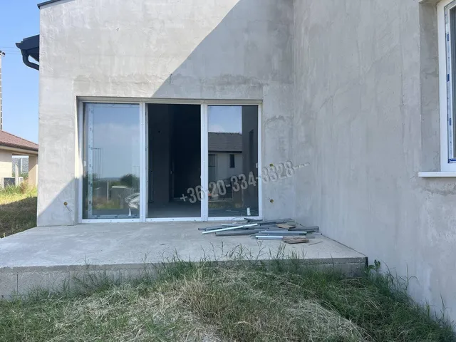 Eladó ház Nagytarcsa 155 nm
