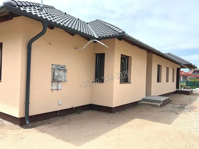 Eladó ház Erdőkertes, Topolyos 121 nm