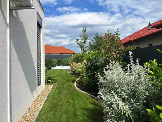 Eladó ház Csömör, Majorszegiliget 200 nm