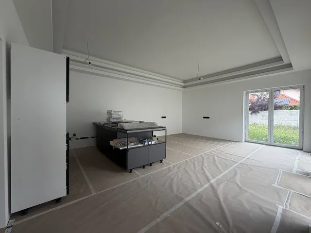 Eladó ház Budapest IV. kerület, Megyer 138 nm