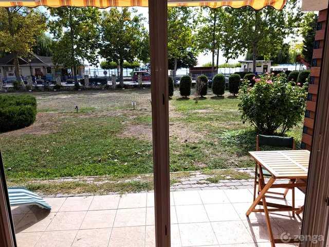 Eladó nyaraló Csopak 39 nm